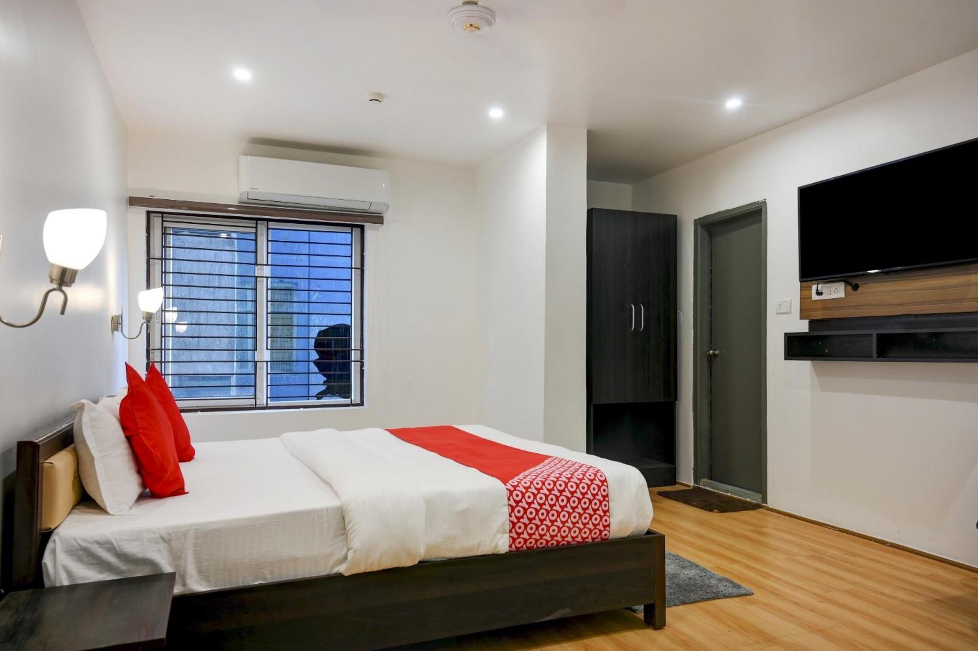 Super Town House Hi5 Aditya International ブバネーシュワル エクステリア 写真